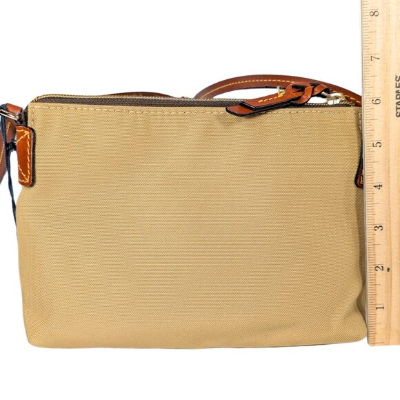 Dooney & Bourke NWT Khaki Nylon Canvas Leather Small Zip Crossbody Pouchette - Picture 3 of 9